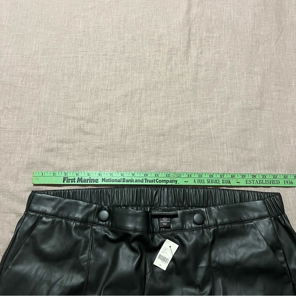 NWT Lane Bryant Faux Leather Extra Wide Leg Pants Plus Size 24 Elastic Black - Picture 8 of 8